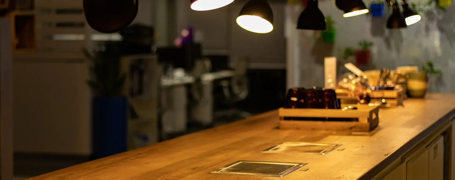 hoe hoog lamp boven eettafel
