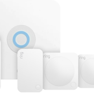 Ring Alarmsysteem met 4 magneetcontacten en 2 bewegingssensoren